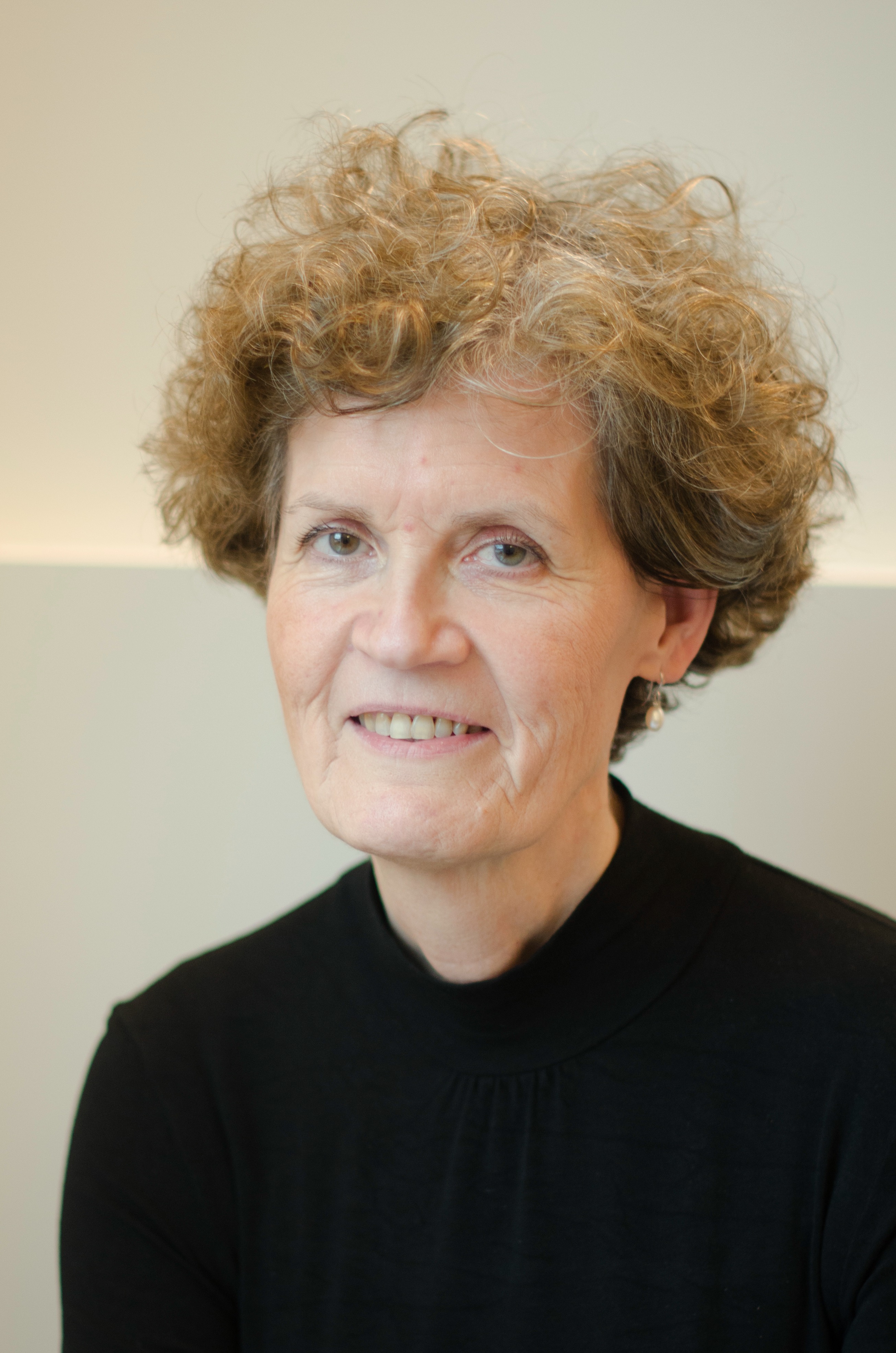 Dr. Raymaekers Annemie